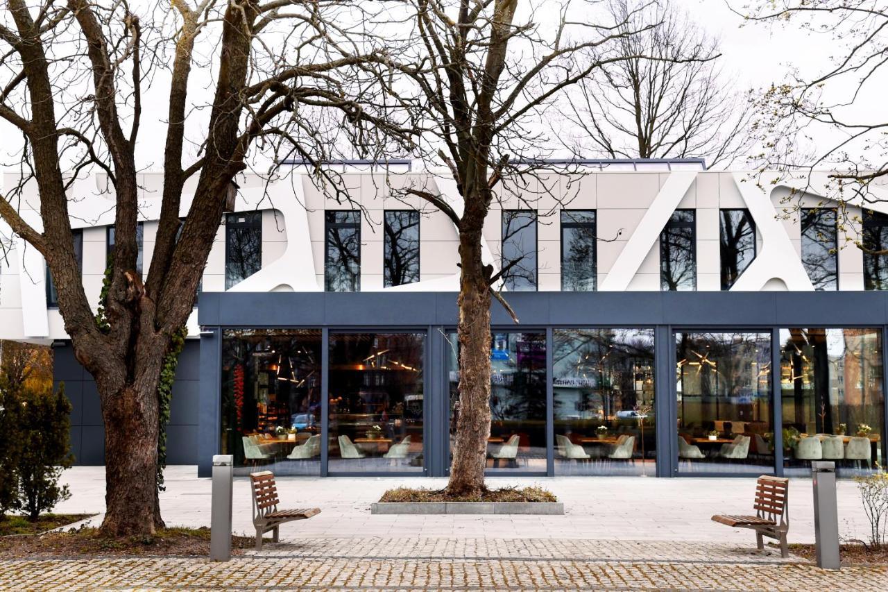Artisan Park Bed & Breakfast Kostrzyn nad Odra Ngoại thất bức ảnh